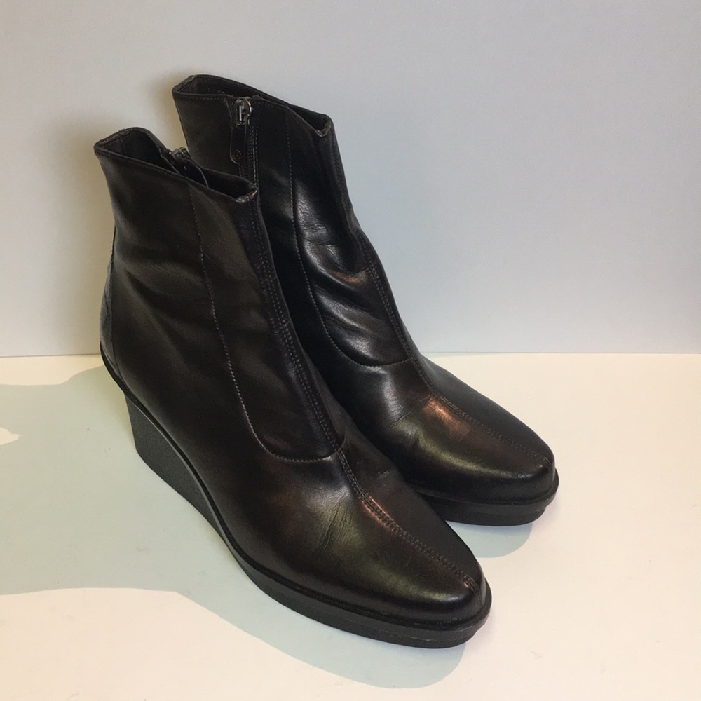 DONLAD J PLINER leather heeled booties